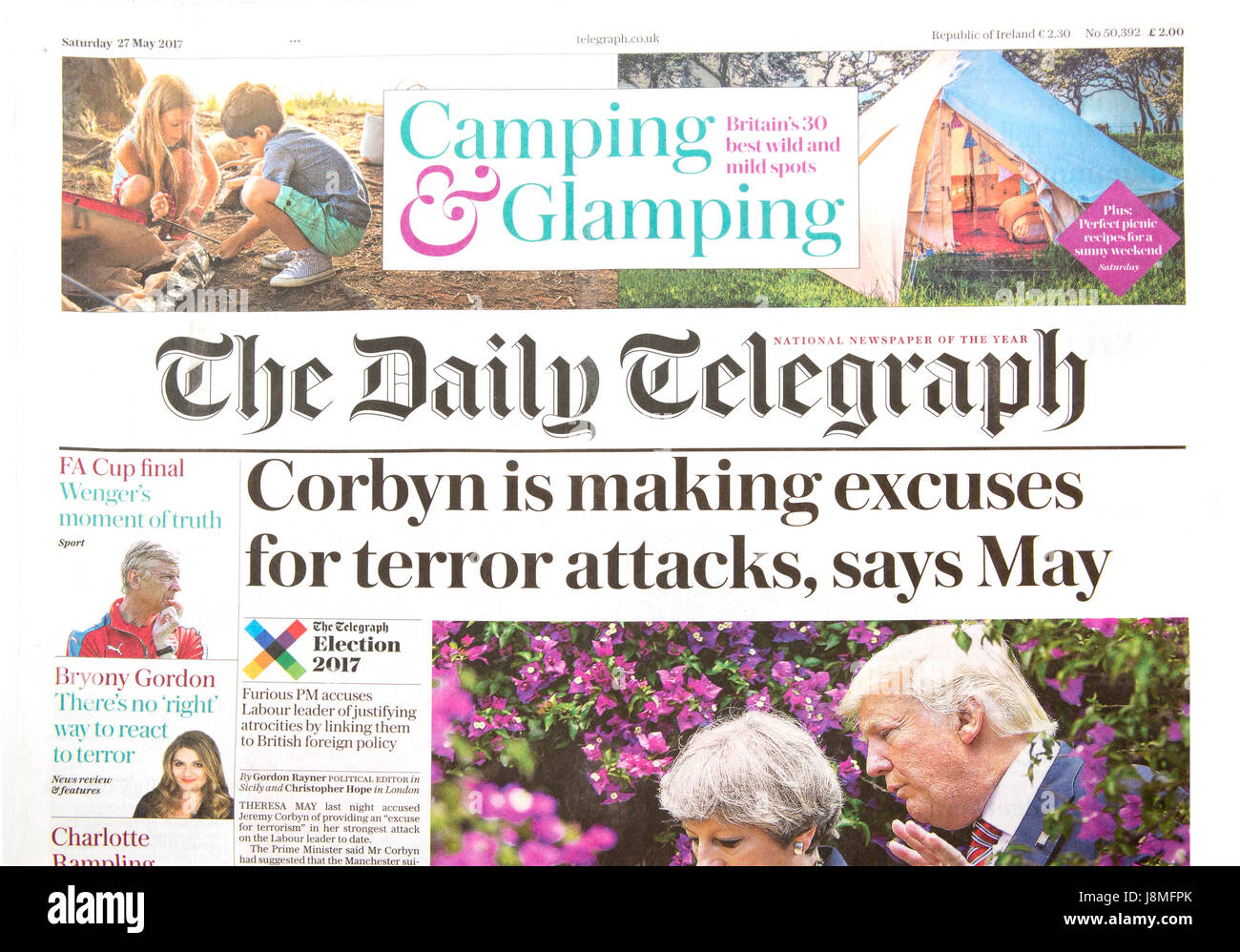 SWINDON, Regno Unito - 27 Maggio 2017: il Daily Telegraph newspaper Corbyn è trovare scuse per gli attacchi terroristici, dice può Foto Stock