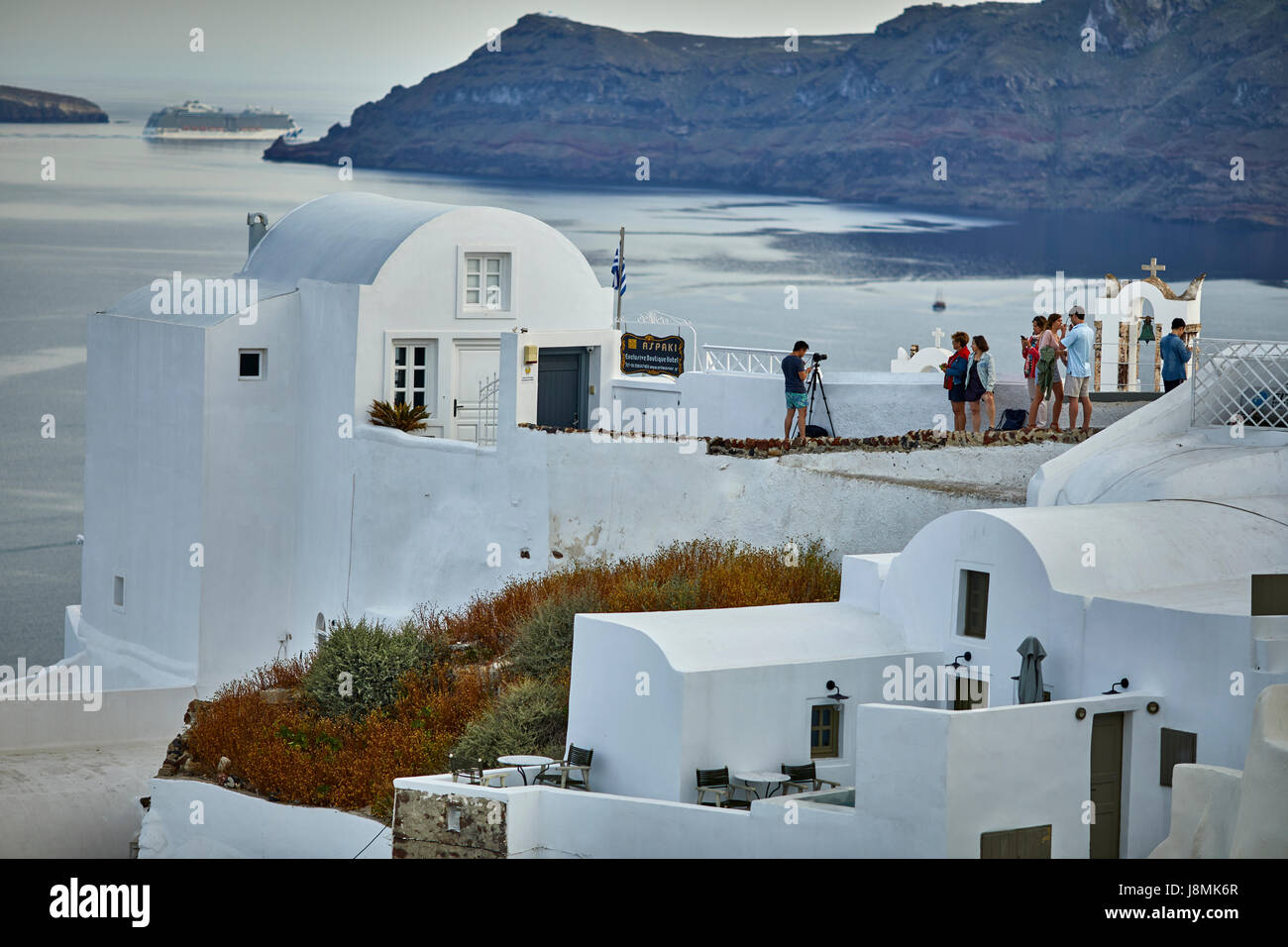 Vulcanica isola greca Santorini una delle isole Cicladi nel Mare Egeo. Area di Oia Foto Stock