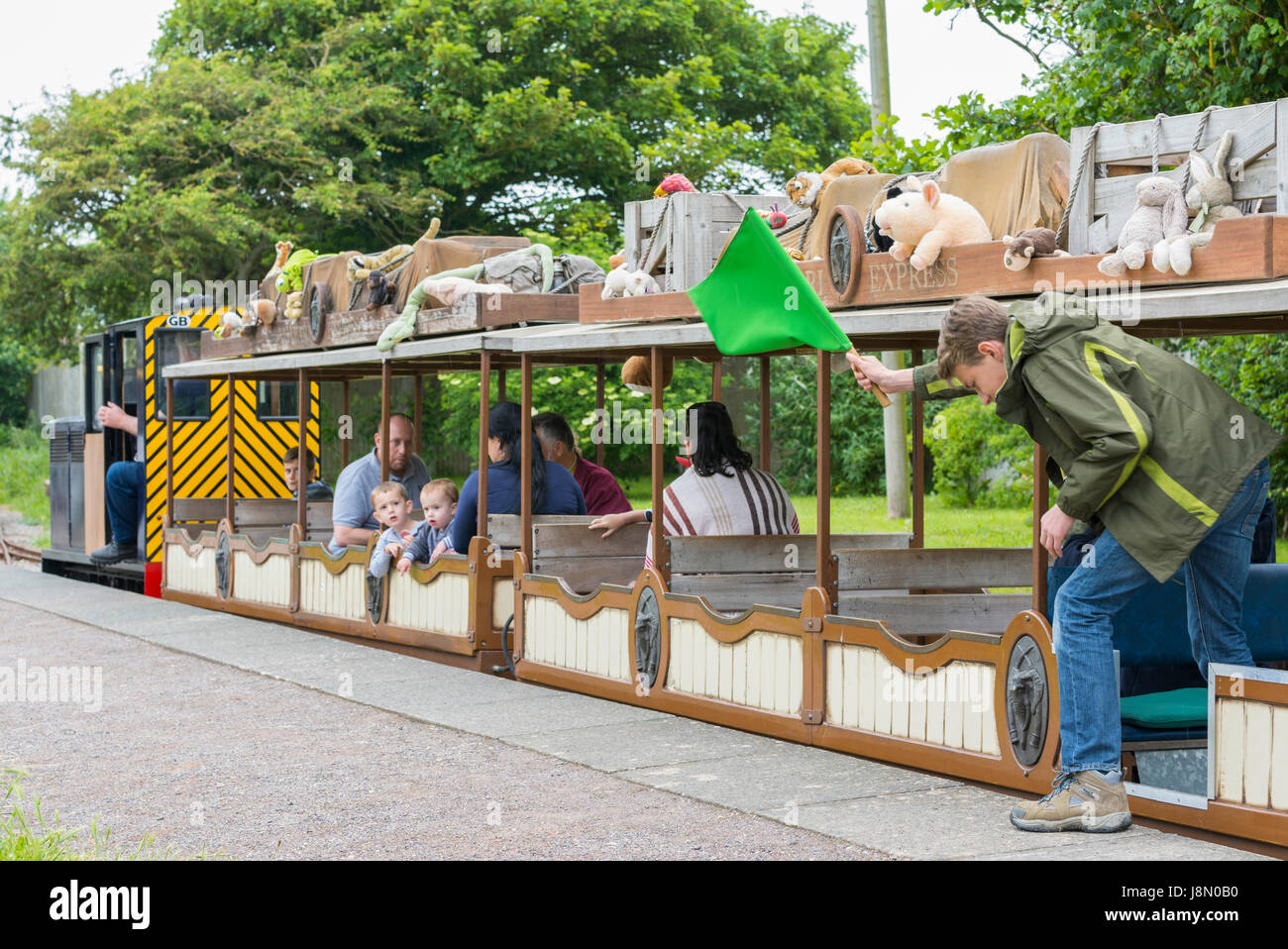 Littlehampton ferrovia in miniatura nel Parco Mewsbrook, Littlehampton, West Sussex, in Inghilterra, Regno Unito. Foto Stock