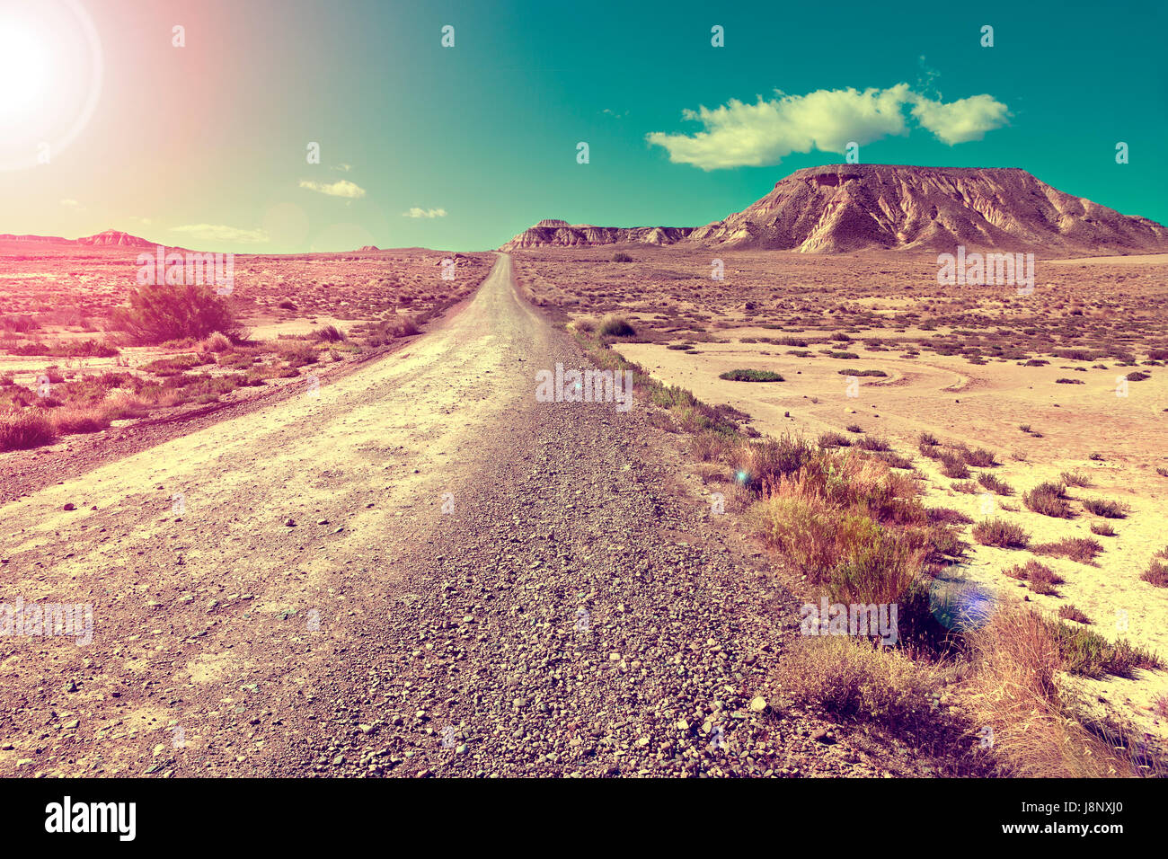 Viaggi e avventure attraverso remote il paesaggio del deserto Foto Stock