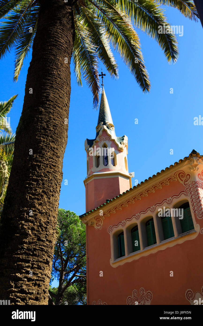 Gaudi la Casa Rosada, Parco Guell, Barcellona, Catalunya, Spagna Foto Stock