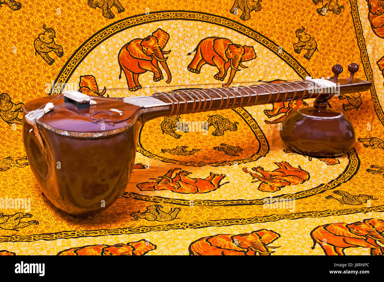 Strumento musicale, India, classica, chitarra, indiana, sitar Foto stock -  Alamy