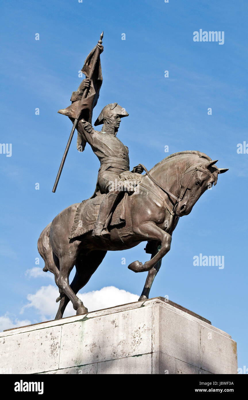 Un monumento, soldato, argentina, bandiera, eroe, generale, monumento, memorial, ride, Foto Stock