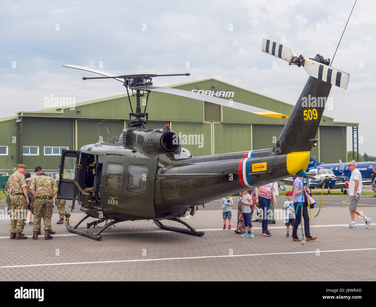 Bell UH-1 Iroquois elicottero "Huey" il più comune elicottero usato nella guerra del Vietnam esposti al Airshow Skylive a Durham Tees Vally Airport 2017 Foto Stock
