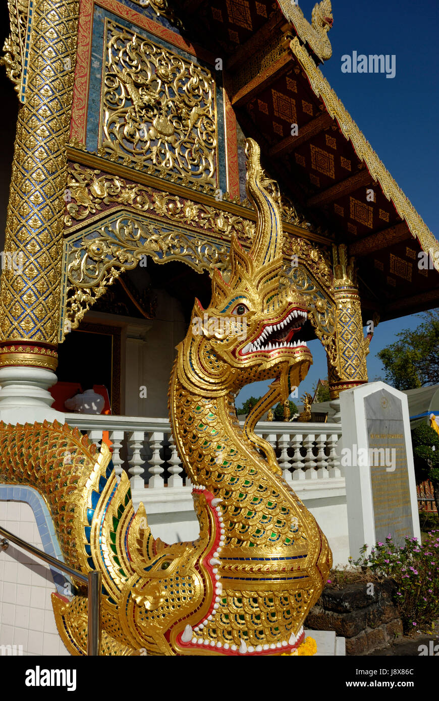 Naga al Wat Phra Singh in Chiang Mai Foto Stock