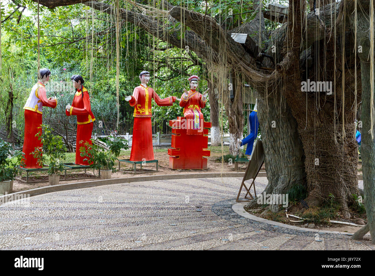Guilin, Cina. Elephant Trunk Hill Park. Le statue sulla isola di amore. Foto Stock