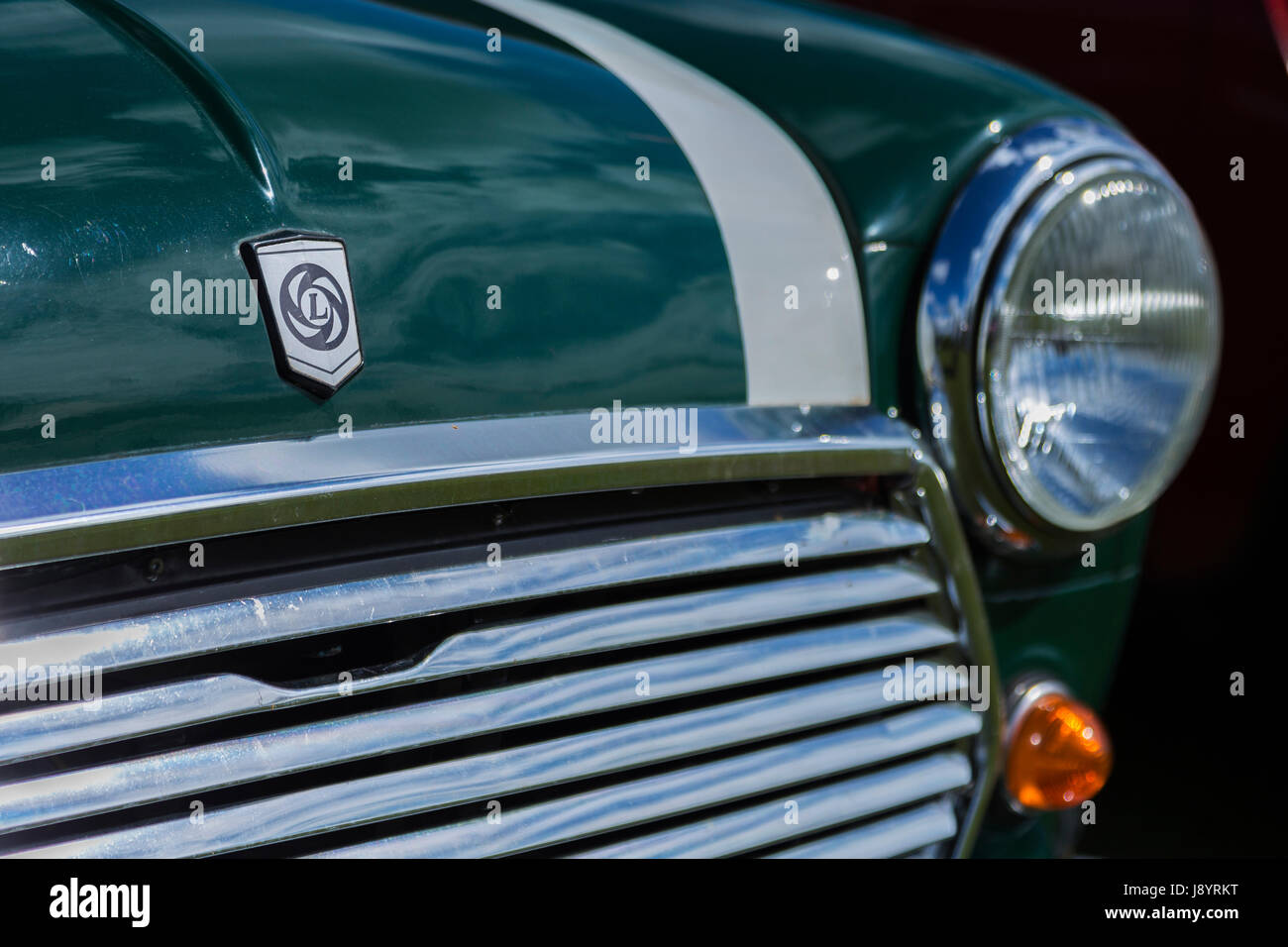 Estremità anteriore del tipo originale Mini auto con badge di Leyland Foto Stock