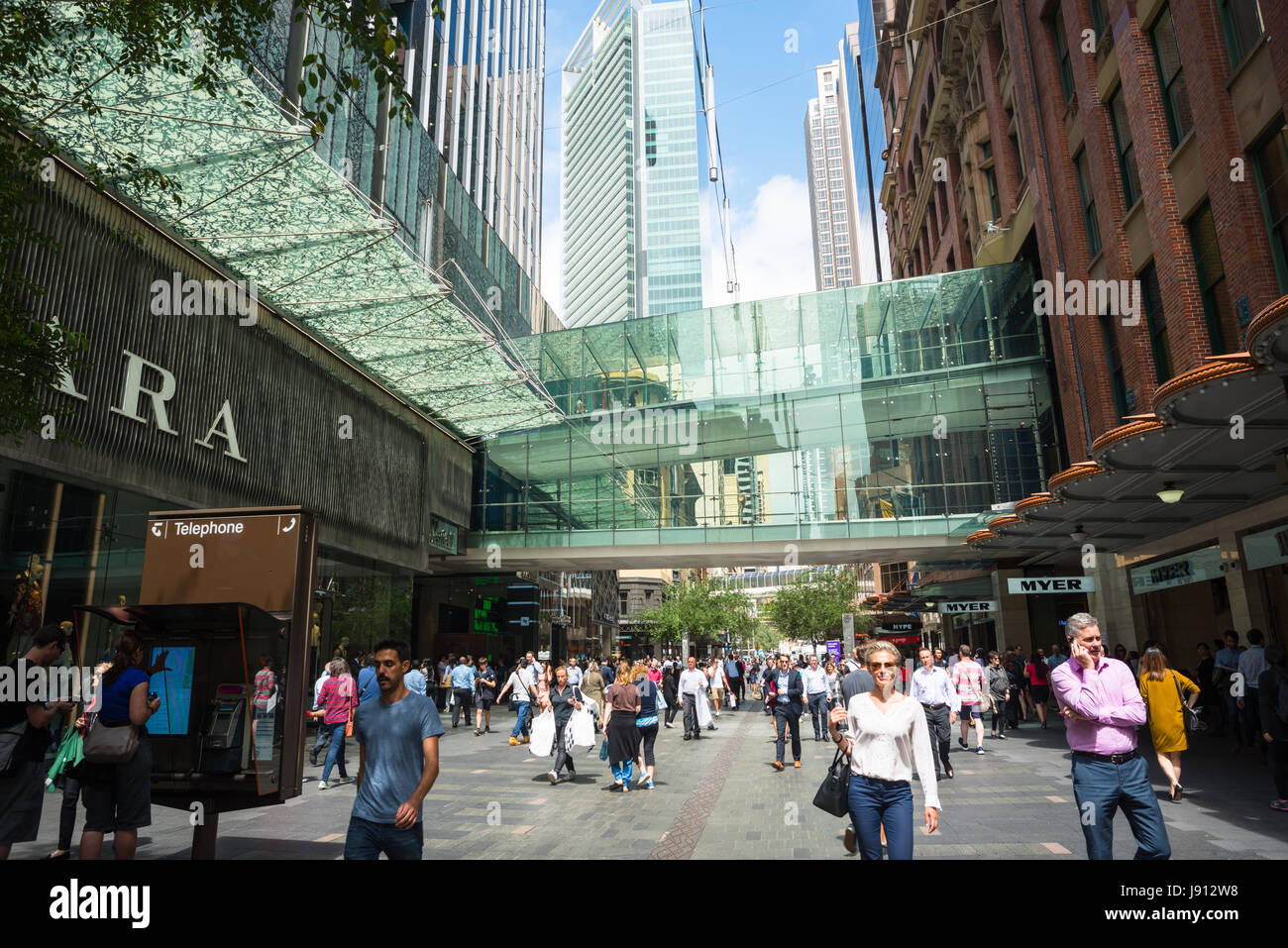 Strada pedonale dello shopping Pitt Street Mall, Sydney, Australia. Foto Stock