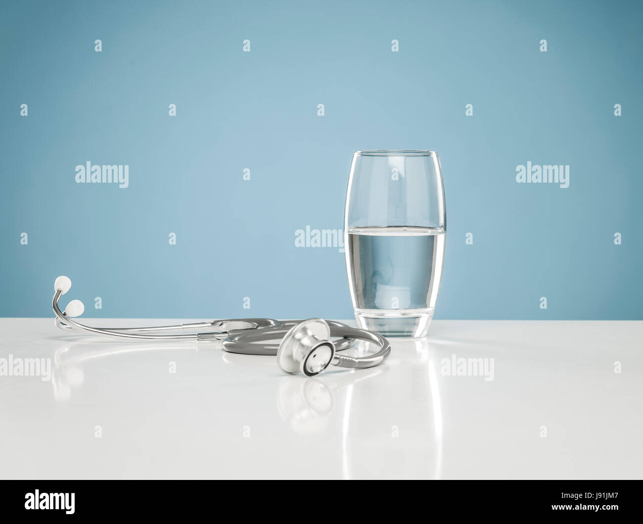 acqua in vetro Foto Stock