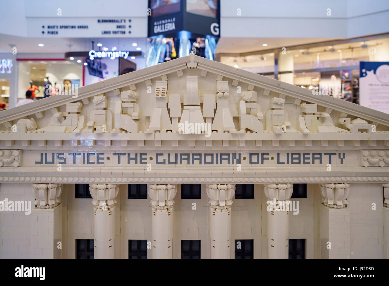 Glendale Galleria 28 Maggio: La Lego Americana roadshow (U.S. Corte Suprema) il 28 maggio 2017 a Glendale Galleria, Los Angeles, California Foto Stock