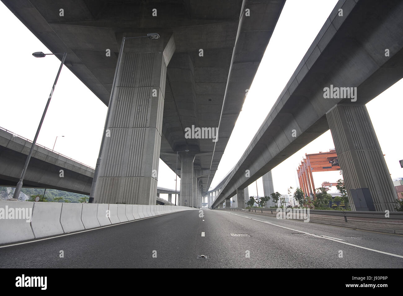 Città, traffico, trasporto, ponte autostradale, autostrada, stile di Foto Stock