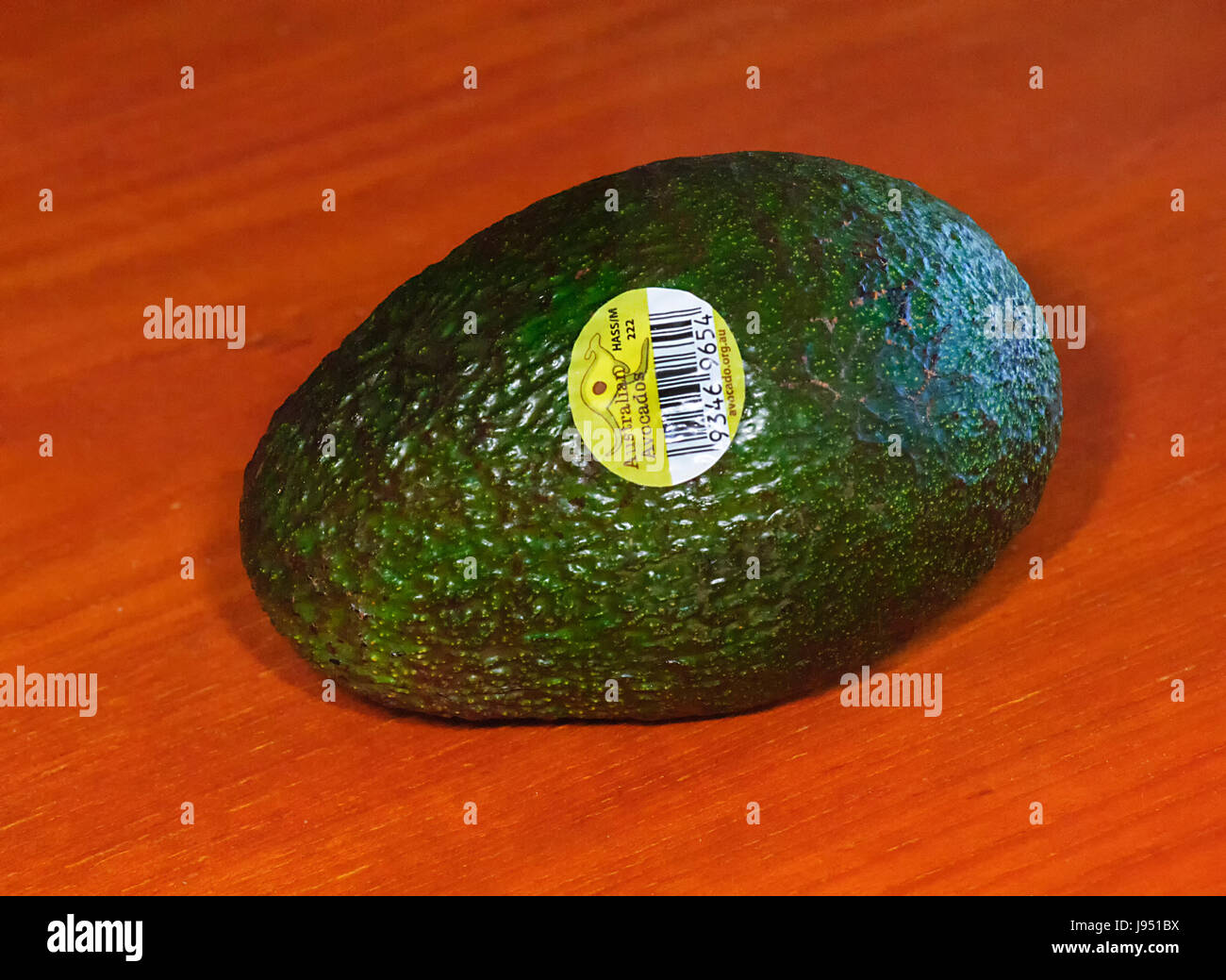 Il codice a barre e l'etichetta di un australiano cresciuto Pere di avocado, Australia Foto Stock
