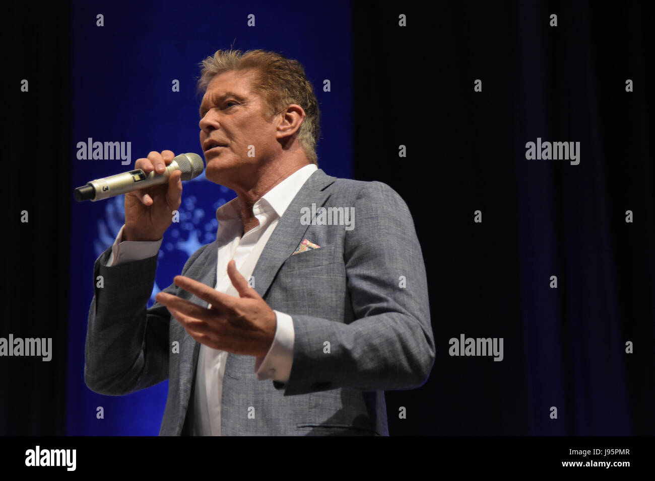 Bonn, Germania. Il 4 giugno, 2017. David Hasselhoff (Baywatch, Knight Rider) al FedCon 26, in Europa la più grande Star Trek Convention, invita le celebrità e appassionati di incontrarsi in sessioni di firma e pannelli. FedCon 26 ha avuto luogo giu 2-5 2017. Credito: Markus Wissmann/Alamy Live News Foto Stock