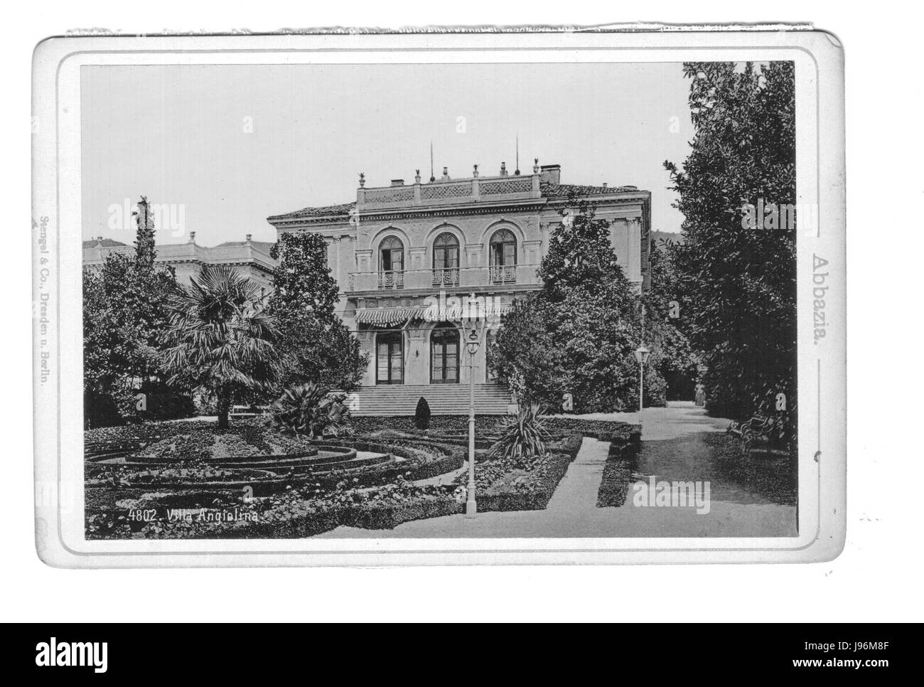 AbbÃ¡cia, ora conosciuta come Opatija, è una città costiera della Croazia conosciuta per le sue località storiche, i suoi splendidi paesaggi e il suo significato nello sviluppo dell'industria turistica croata. Foto Stock