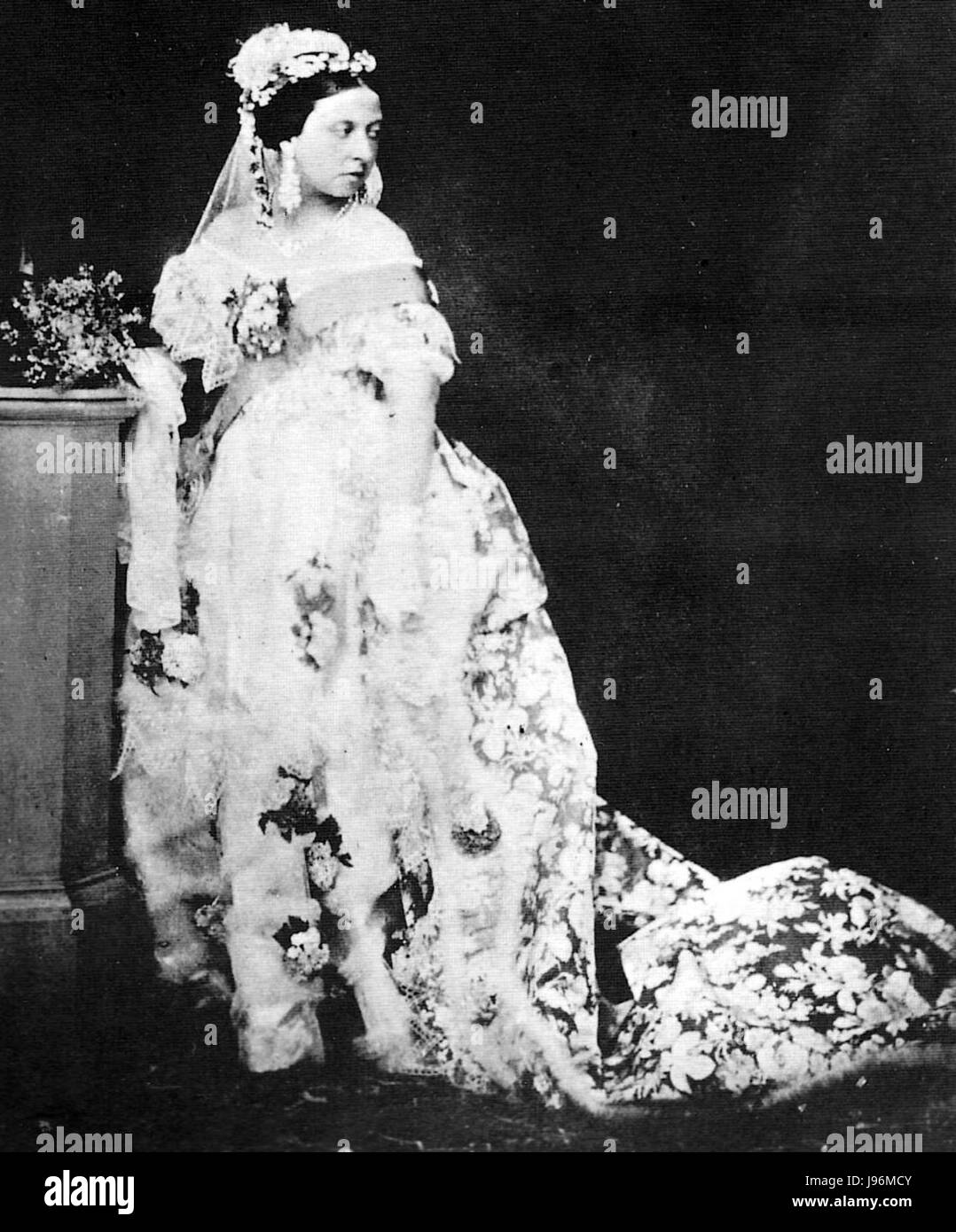 Victoria and Albert fa riferimento al Victoria and Albert Museum, un rinomato museo situato a Londra, che ospita una vasta gamma di arti decorative, design e collezioni storiche. Foto Stock