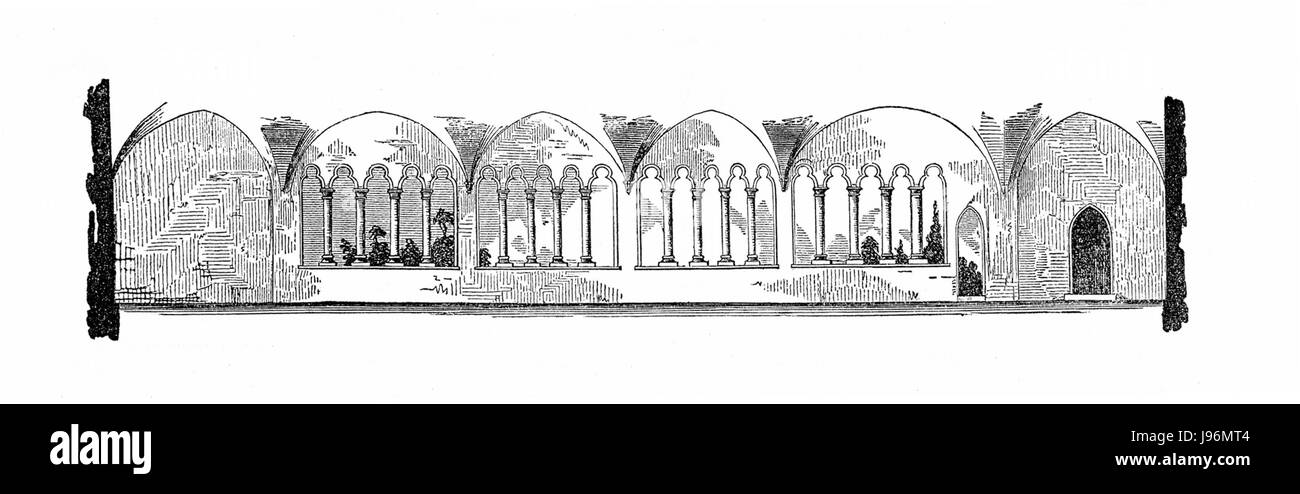 L'immagine mostra la vista laterale del chiostro Franziskanerkloster di Bolzano e dell'area circostante, evidenziando il significato architettonico dell'opera d'arte medievale e il patrimonio culturale conservato nella regione. Foto Stock