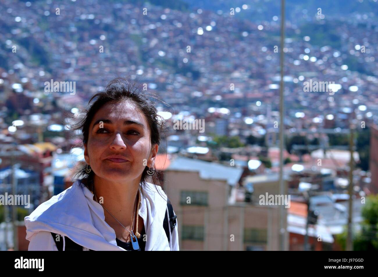 Orgogliosi di contemplazione della città di La Paz in Bolivia Foto Stock