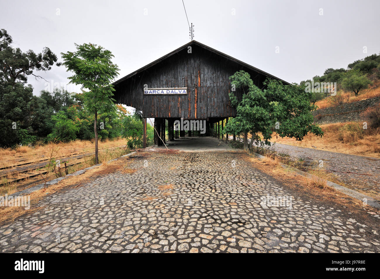 Abbandonata la stazione ferroviaria di Barca de Alva. Alto Douro, Portogallo Foto Stock