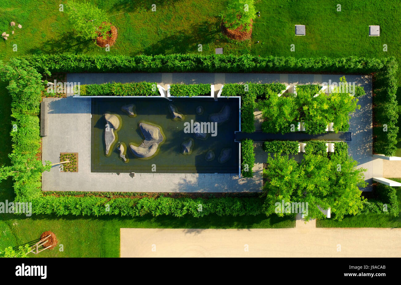 Il giardino "Giardino della mente" (Thailandia) da Pla a Esposizione Florovivaistica Internazionale (IGA Berlino 2017) sito a Berlino, Germania, 30 maggio 2017. (Fotografia aerea prese utilizzando un drone) Foto: Britta Pedersen/dpa-Zentralbild/dpa Foto Stock