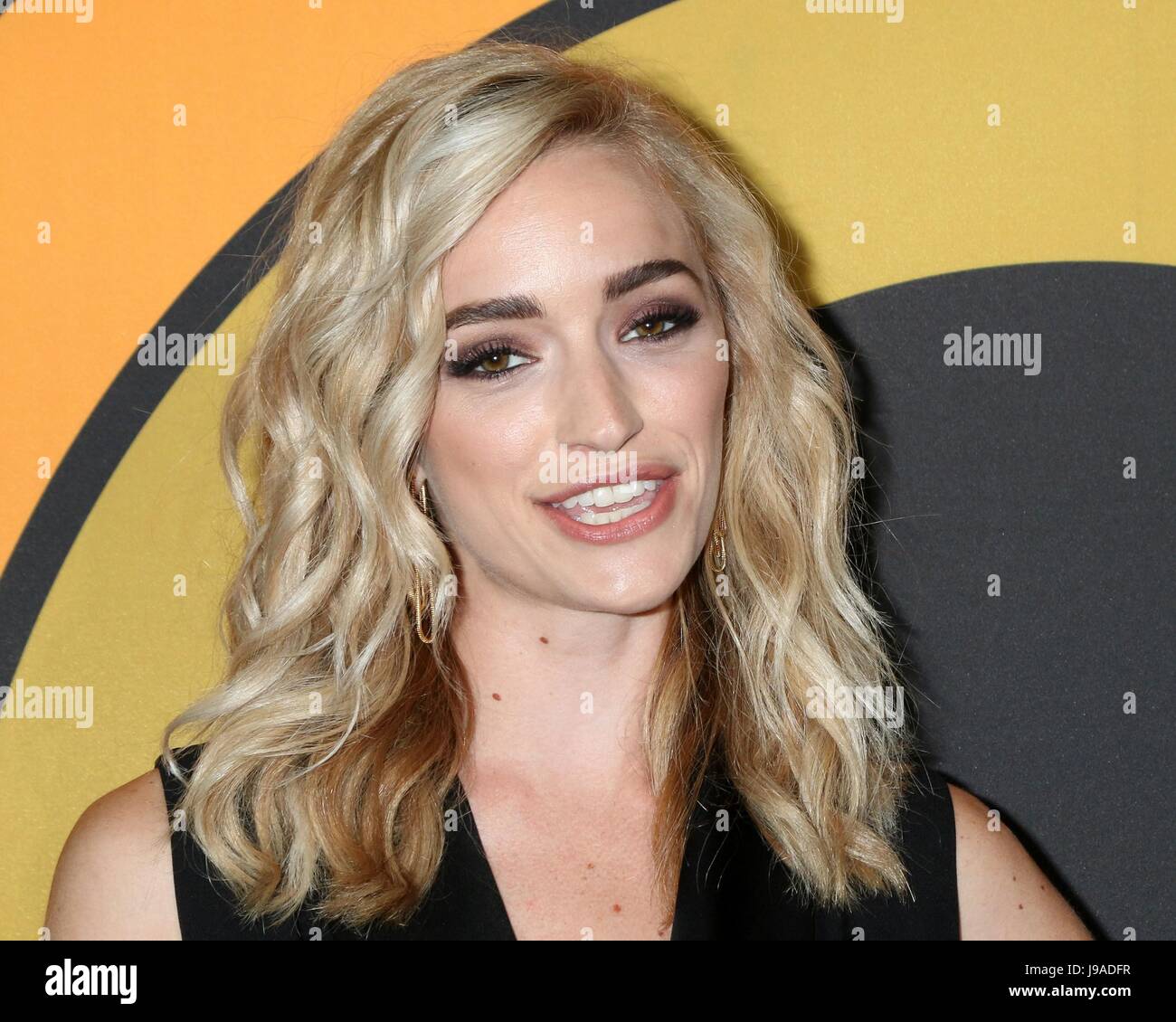 Brianne Howey presso gli arrivi per Showtime la sto morendo fino qui Premiere, DGA Theatre, Los Angeles, CA Maggio 31, 2017. Foto di: Priscilla concedere/Everett Collection Foto Stock