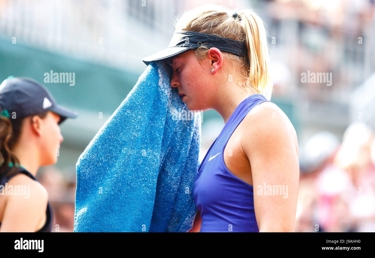 Parigi, Francia, 1 Giugno 2017: Tedesco Carina Witthoeft è in azione durante il suo secondo giro corrisponde a 2017 Tennis Open di Francia del Roland Garros di Parigi. Credito: Frank Molter/Alamy Live News Foto Stock