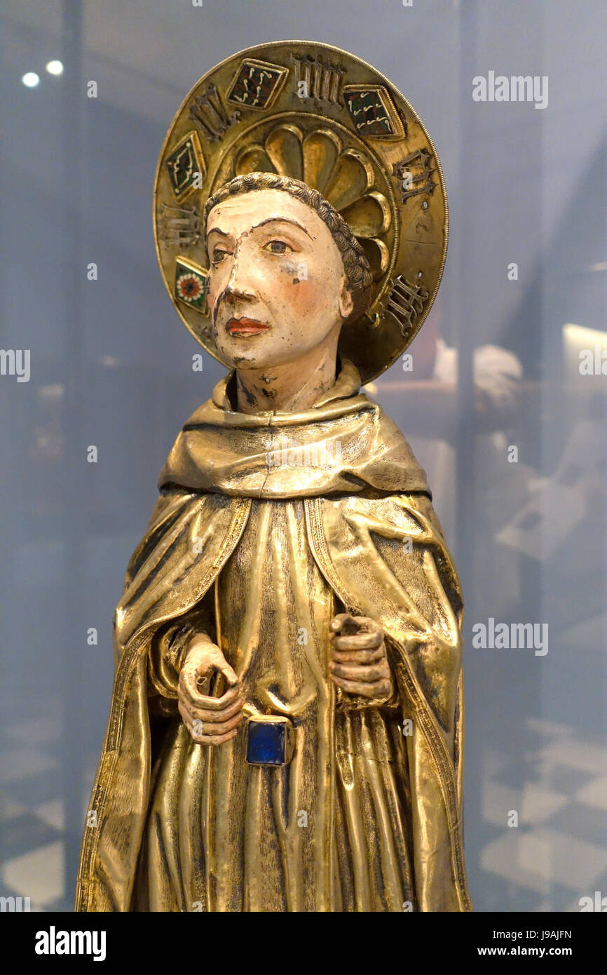 San Vicente Ferrer con la preghiera la figura di Juan de Zuniga, maestro dell'ordine di Alcantara, vista 1, c. 1460 1470 Annuncio, argento e smalti di Granada Museo Nacional de Artes Decorativas Madrid, Spagna DSC08040 Foto Stock