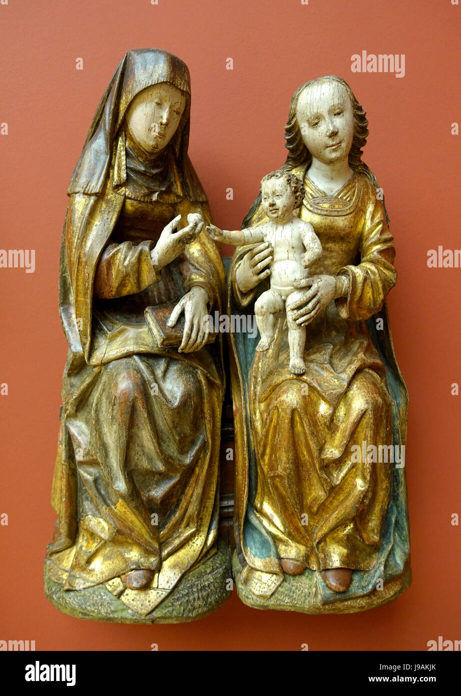 Sant'Anna con la Vergine e il Bambino Gesù, dal Meister der von Carbenschen, c. 1520, rovere Bode Museum DSC03172 Foto Stock Sant'Anna con la Vergine e il Bambino Gesù, dal Meister der von Carbenschen, c. 1520, rovere Bode Museum DSC03172 Foto Stock
