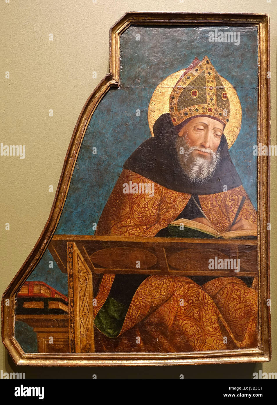 "Saint Augustine and Saint Jerome" è un dipinto a tempera e foglia d'oro di Giovanni Ambrogio Bevilacqua, ospitato nel Blanton Museum of Art di Austin, Texas. L'opera d'arte presenta figure religiose ed è presentata su un pannello di legno. Foto Stock "Saint Augustine and Saint Jerome" è un dipinto a tempera e foglia d'oro di Giovanni Ambrogio Bevilacqua, ospitato nel Blanton Museum of Art di Austin, Texas. L'opera d'arte presenta figure religiose ed è presentata su un pannello di legno. Foto Stock