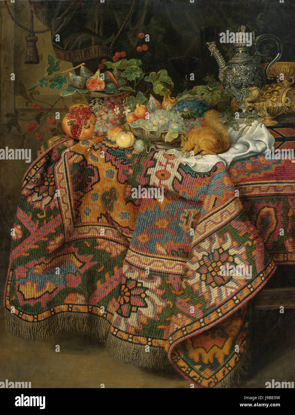 Willem Gabron Still Life with Fruit, oro e argento di navi e di uno scoiattolo sulla tavola con tappeto Persiano Foto Stock