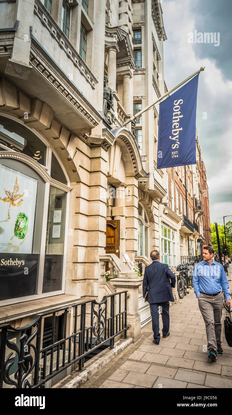 Sothebys su New Bond Street, Mayfair, London, England, Regno Unito Foto Stock