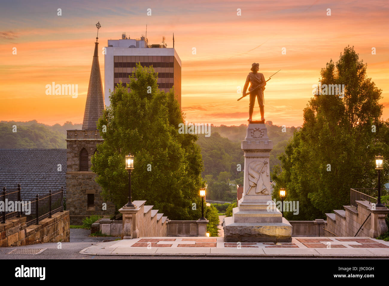 Lynchburg, Virginia, Stati Uniti d'America cityscape Monumento a terrazza. Foto Stock