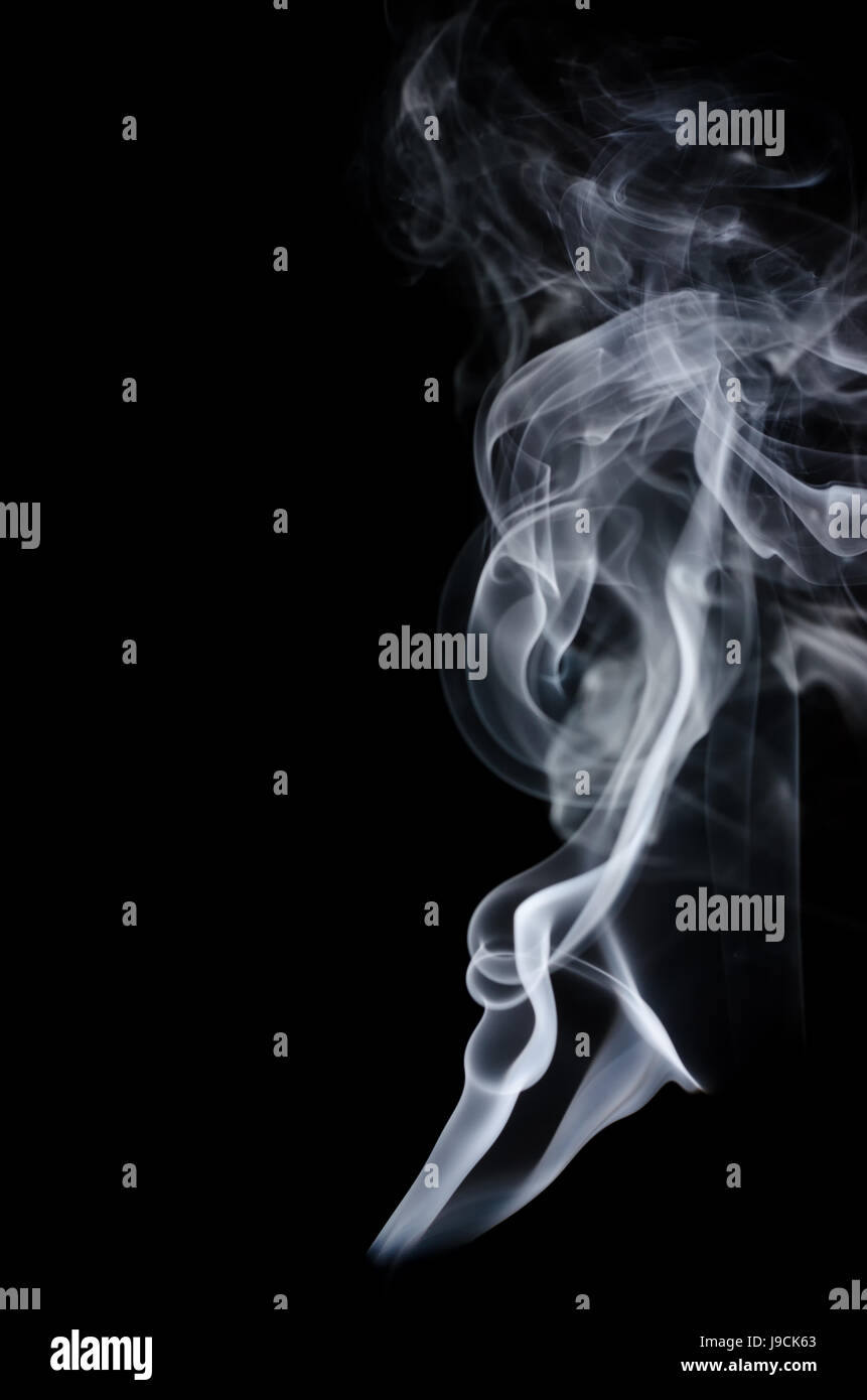 Emissione Di Fumo Bianco Su Sfondo Nero Fumo Bianco Su Sfondo Nero Sfondo Fumo L Inchiostro Bianco Sfondo Sfondo Fumo Bellissima Fumo Bianco B W M Foto Stock Alamy