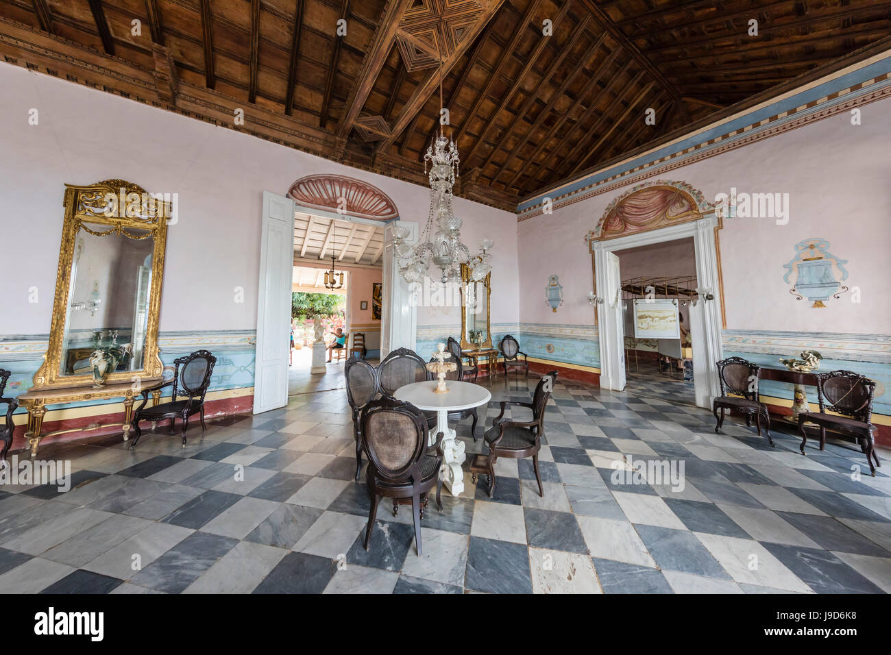 Vista interna del Museo de Arquitectura Colonial nella città di Trinidad, UNESCO, Cuba, West Indies, dei Caraibi Foto Stock