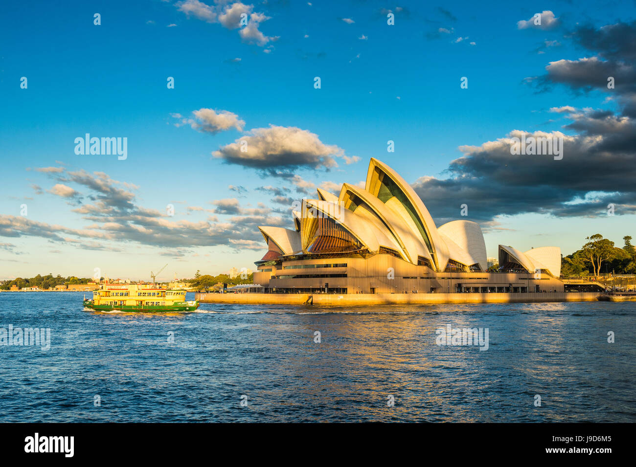 La Opera House di Sydney al tramonto, Sito Patrimonio Mondiale dell'UNESCO, Sydney, Nuovo Galles del Sud, Australia Pacific Foto Stock