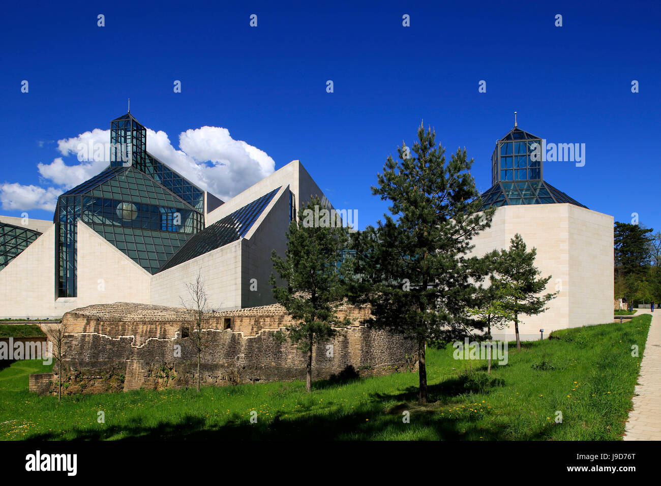 Fort Thuengen con fortezza museo e Mudam Museum, città di Lussemburgo, Granducato del Lussemburgo, Europa Foto Stock
