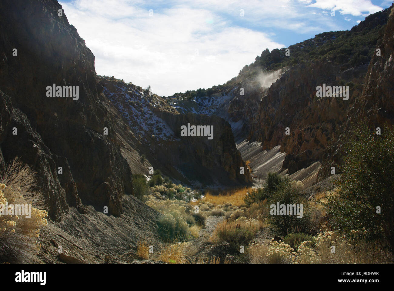 Polvere e vento in canyon vicino a Austin,nevada Foto Stock