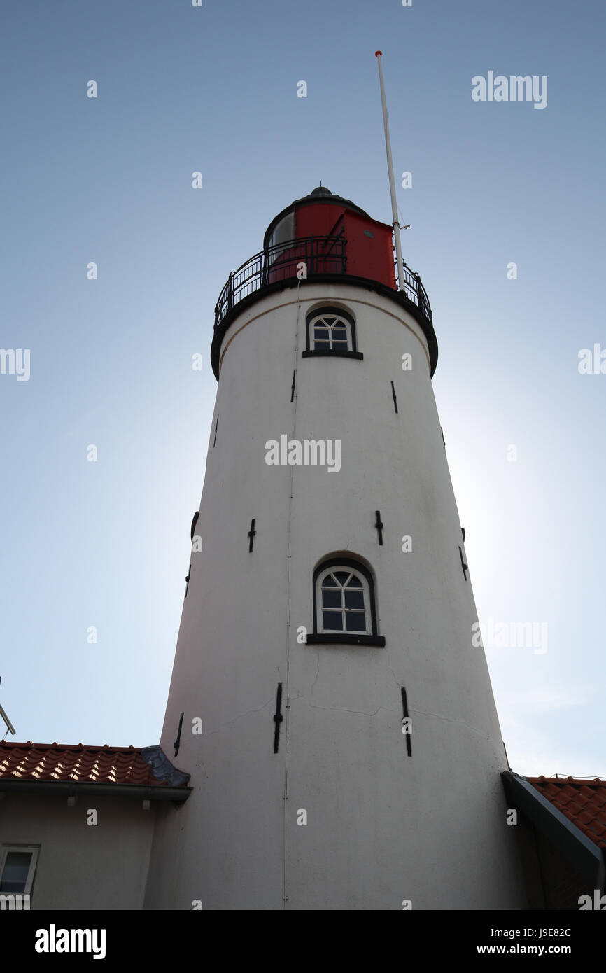 Urk Lighthouse è un faro in Urk, Paesi Bassi, presso le sponde orientali del lago IJsselmeer. Foto Stock