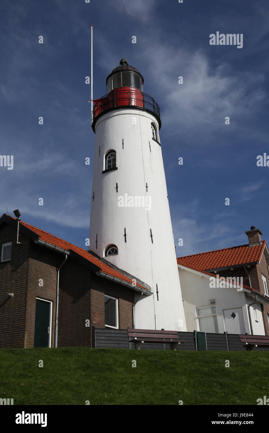 Urk Lighthouse è un faro in Urk, Paesi Bassi, presso le sponde orientali del lago IJsselmeer. Foto Stock