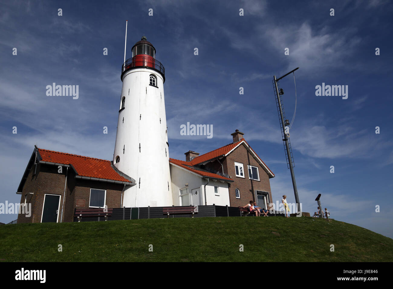 Urk Lighthouse è un faro in Urk, Paesi Bassi, presso le sponde orientali del lago IJsselmeer. Foto Stock
