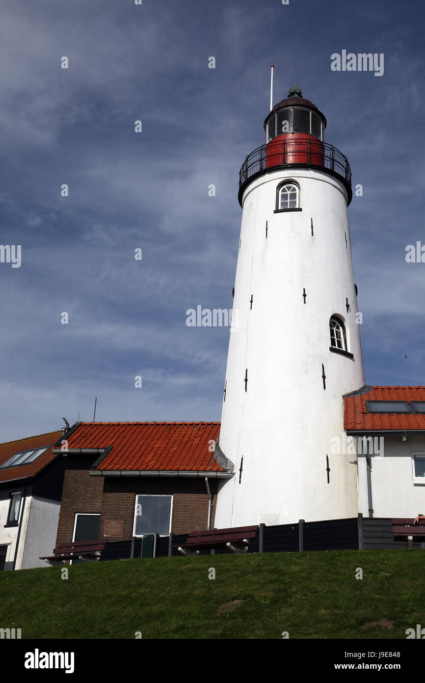 Urk Lighthouse è un faro in Urk, Paesi Bassi, presso le sponde orientali del lago IJsselmeer. Foto Stock