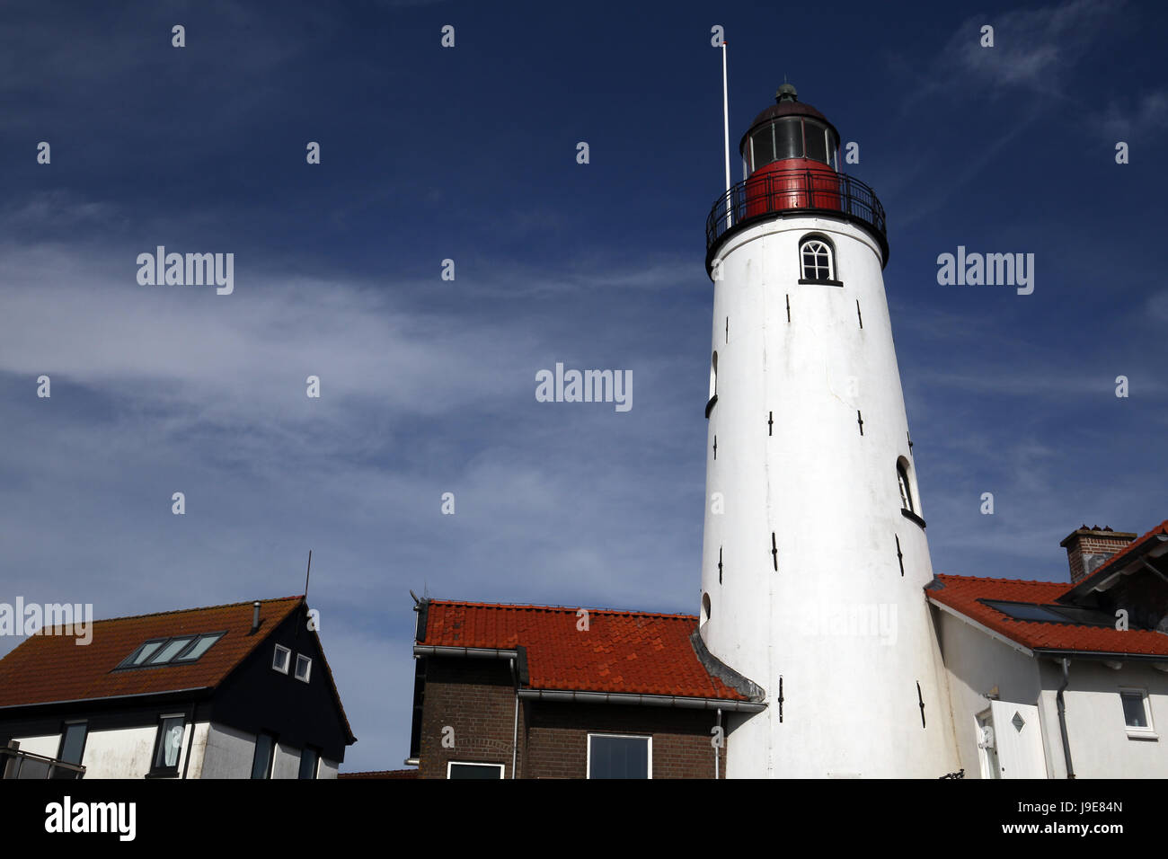 Urk Lighthouse è un faro in Urk, Paesi Bassi, presso le sponde orientali del lago IJsselmeer. Foto Stock