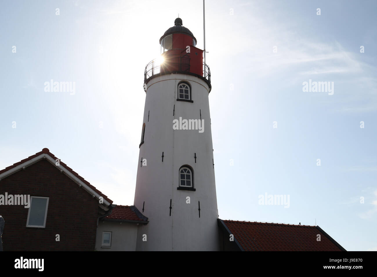 Urk Lighthouse è un faro in Urk, Paesi Bassi, presso le sponde orientali del lago IJsselmeer. Foto Stock