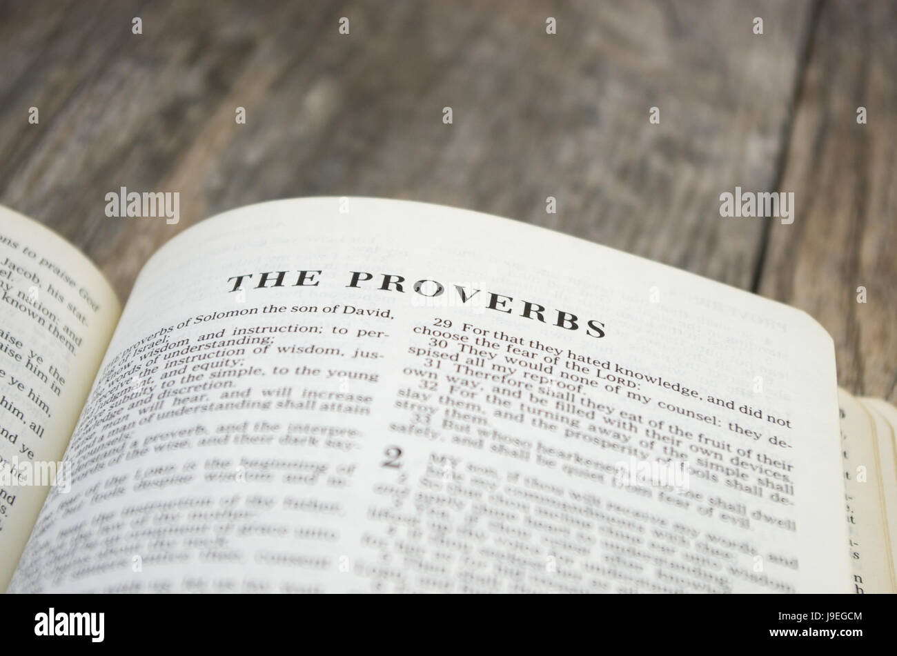 Pagina Del Titolo Per Il Libro Dei Proverbi Nella Bibbia King James Version Foto Stock Alamy