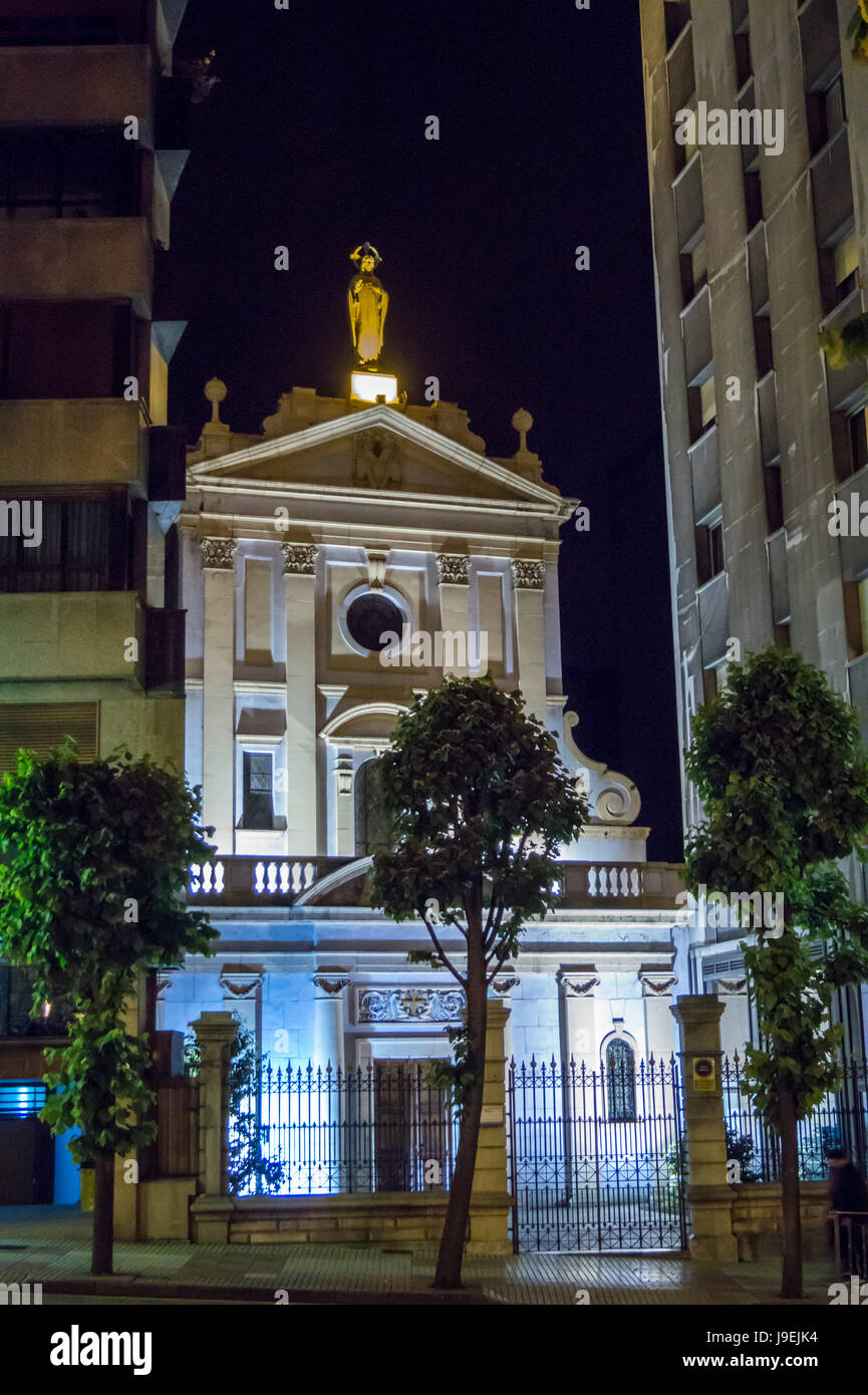 La Iglesia de las Esclavas del Sagrado Corazón, 1942-47 da Francisco Gonzalez Villamil e Miguel Duran in spagnolo in stile barocco, Oviedo Asturias Spagna Foto Stock