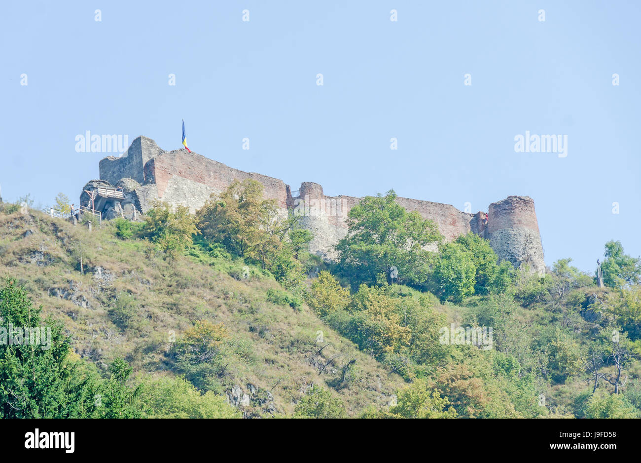POENARI, Romania - 9 agosto 2016: il castello di Poenari, noto come Poenari cittadella, castello in rovina in Romania, collegamento di Vlad III l'Impalatore Foto Stock