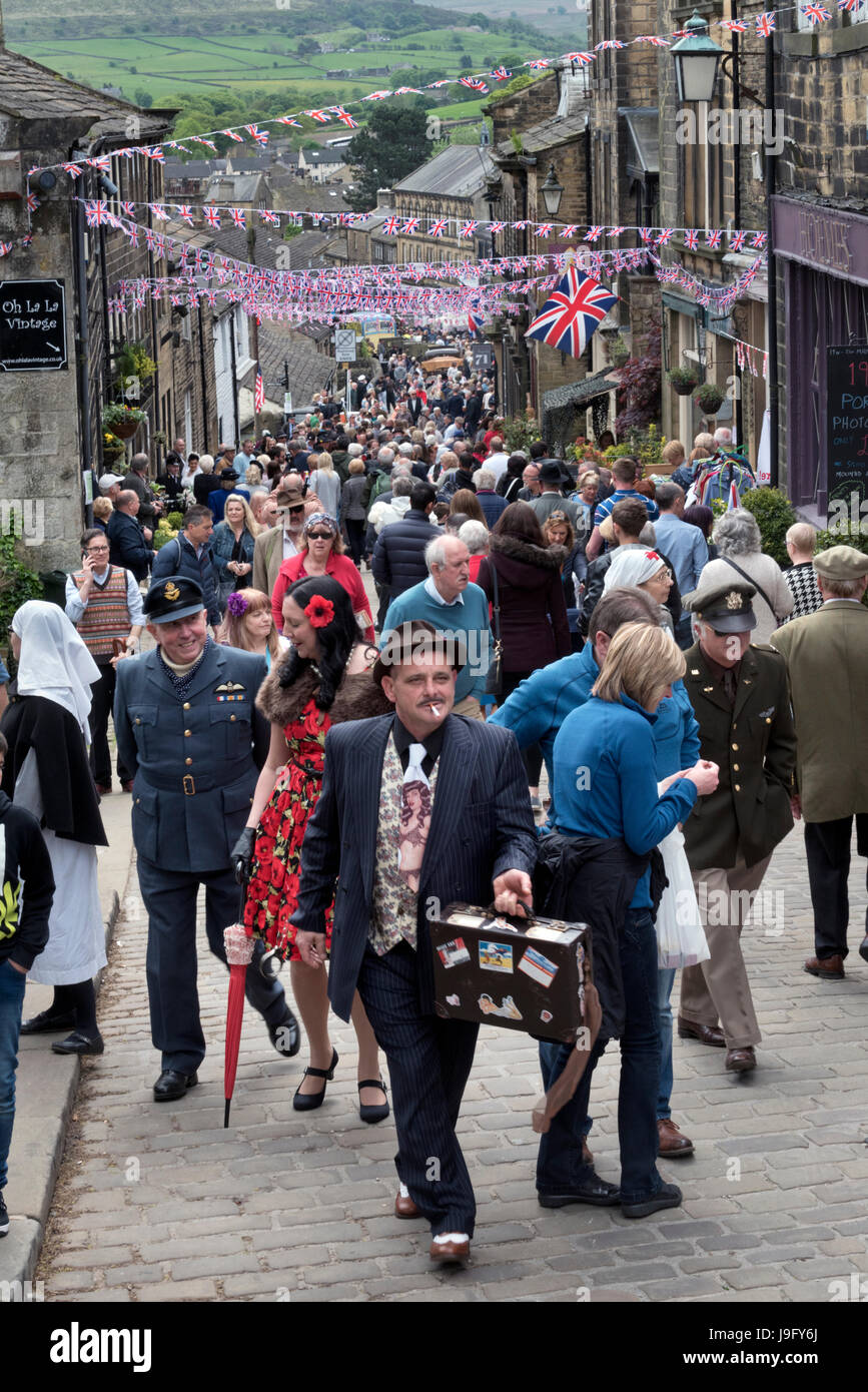 1940s Weekend in Haworth village, West Yorkshire, Regno Unito Foto Stock