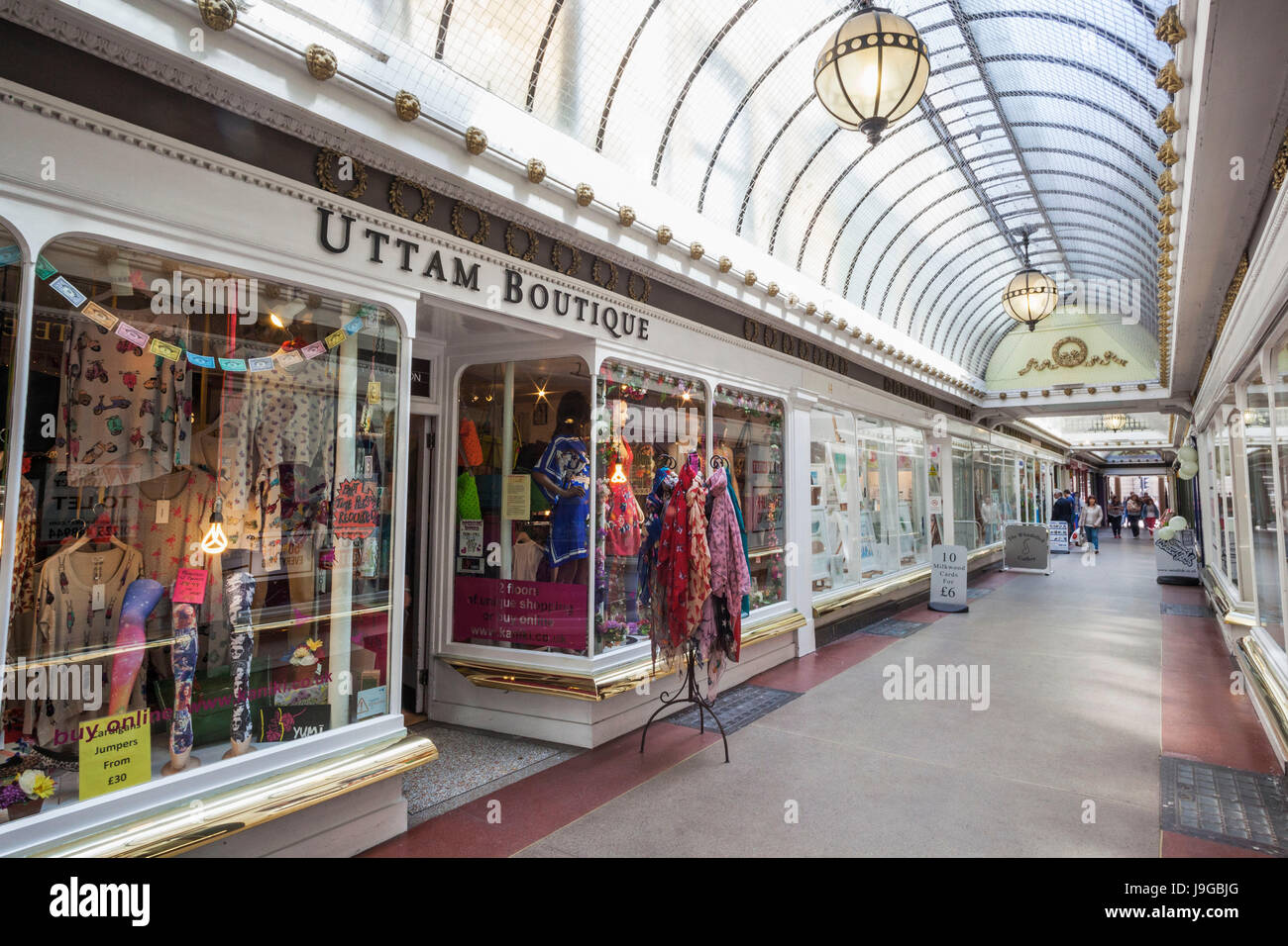 Inghilterra, Somerset, bagno, corridoio Shopping Arcade Foto Stock