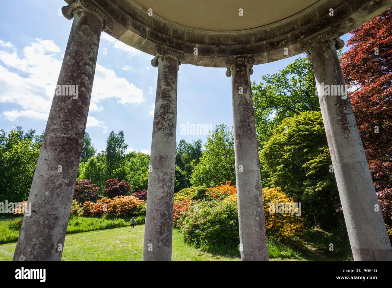 Inghilterra, West Sussex, Petworth, Petworth House, giardini e ionico Rotunda, Foto Stock