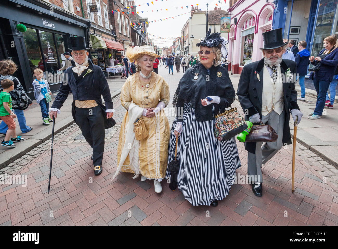 Inghilterra, Kent, Rochester, annuale festival Dickens, la gente in costume, Foto Stock