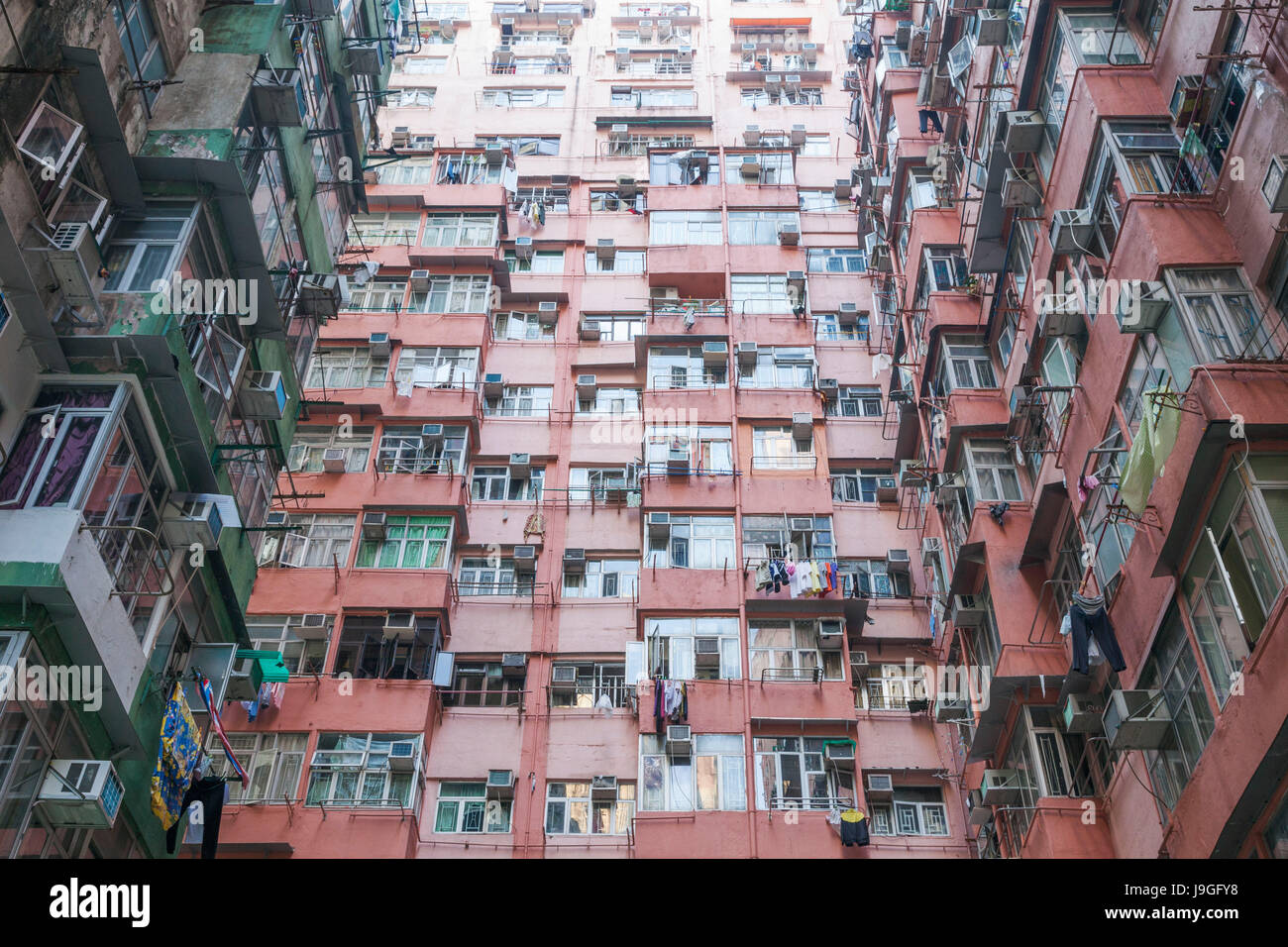 Cina, Hong Kong, Quarry Bay, blocco di appartamenti Foto Stock